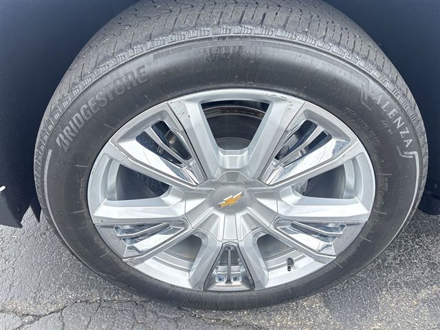 Certified 2023 Chevrolet Tahoe High Country w/ Premium Package 2 AWD/4WD image 33