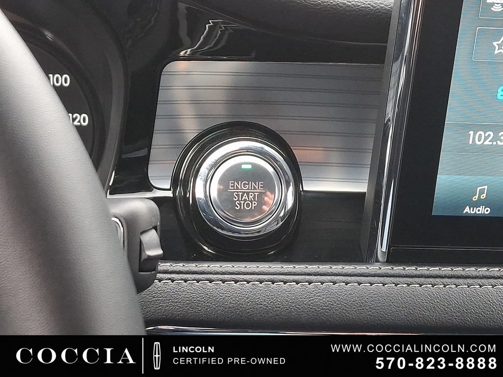 Certified 2022 Lincoln Corsair AWD w/ Equipment Group 101A image 24