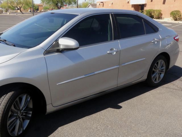 Used 2015 Toyota Camry SE image 10