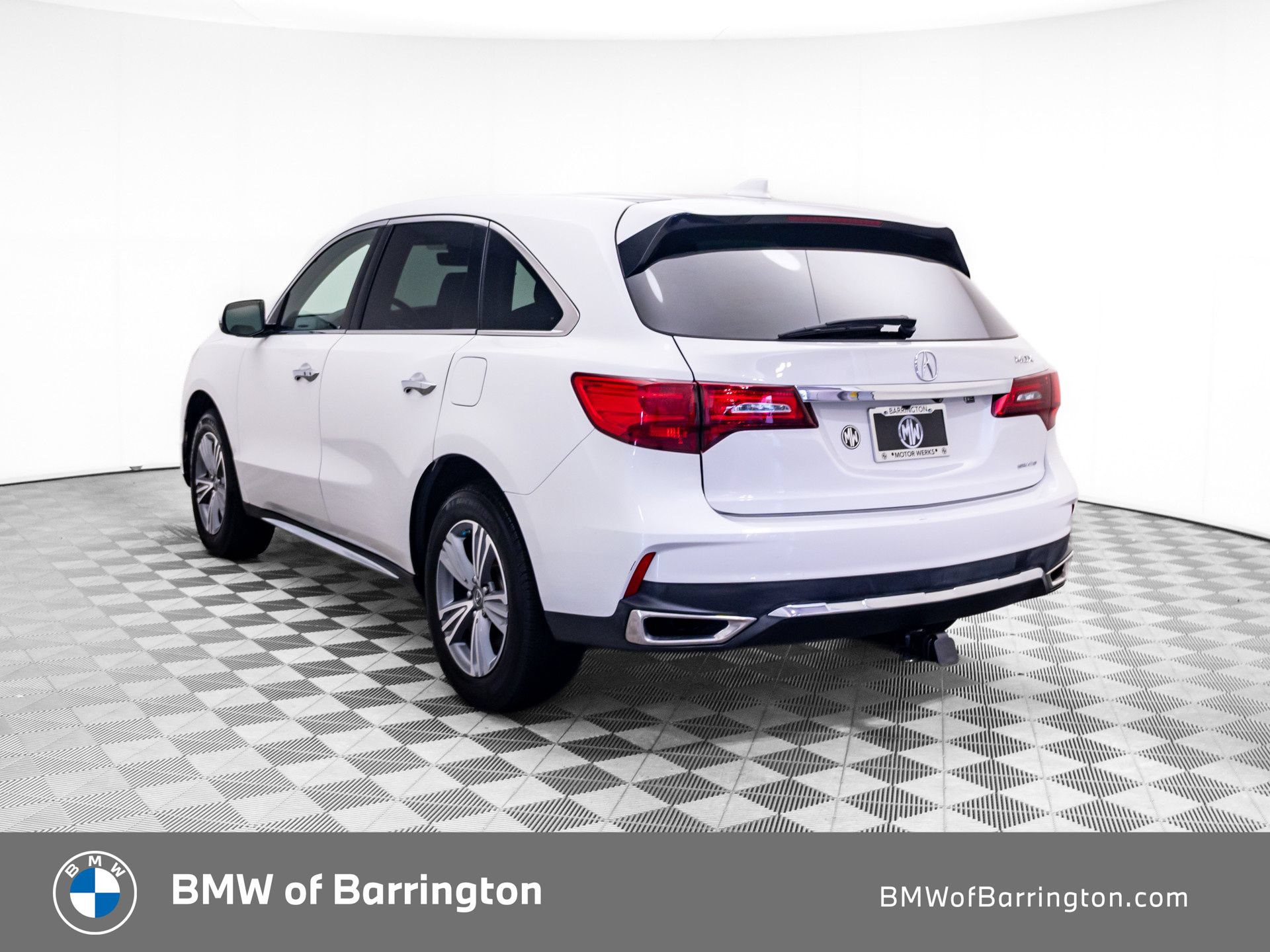 Used 2020 Acura MDX SH-AWD image 3