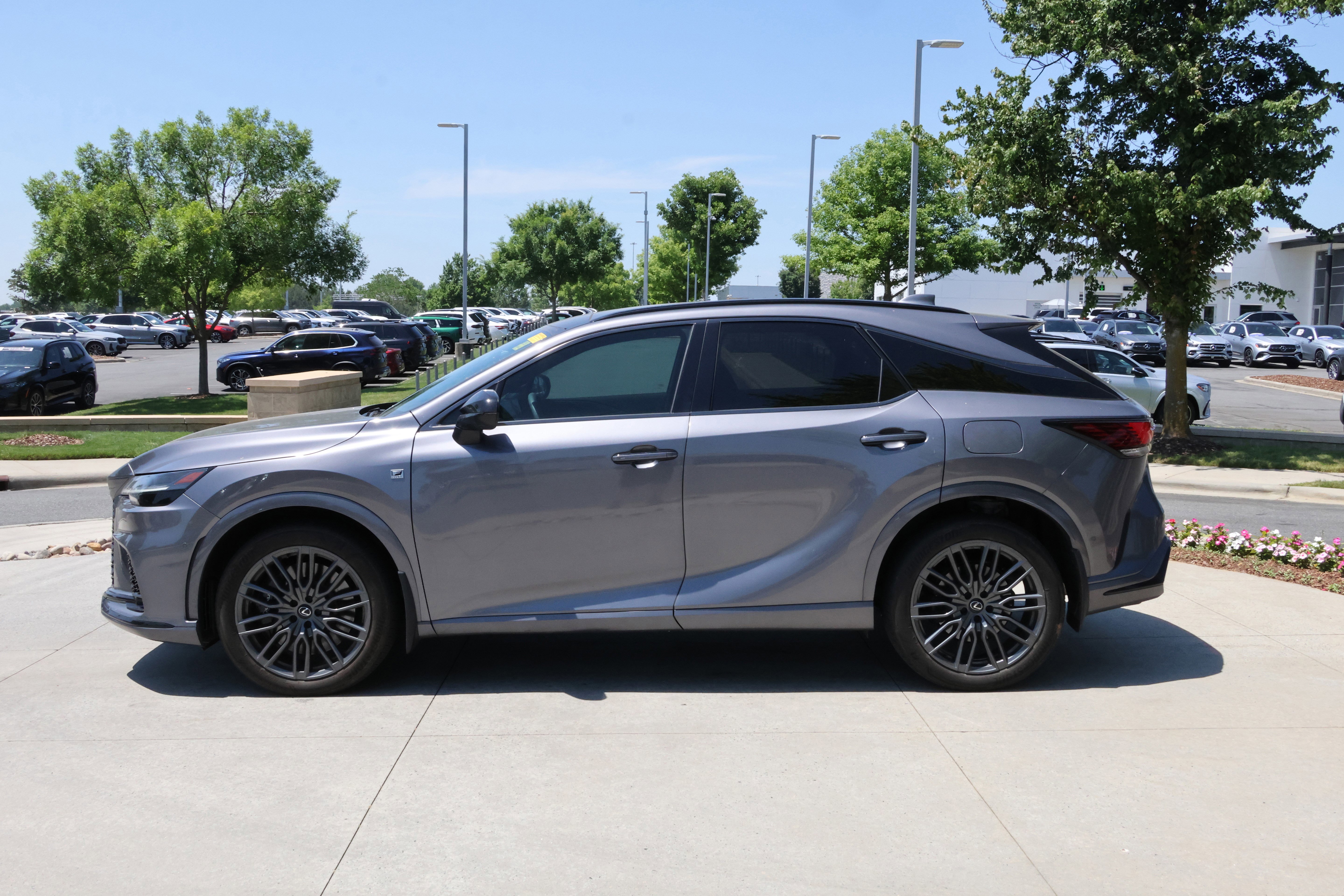 Used 2023 Lexus RX 500h F Sport w/ Accessory Package (Z1) AWD/4WD image 6