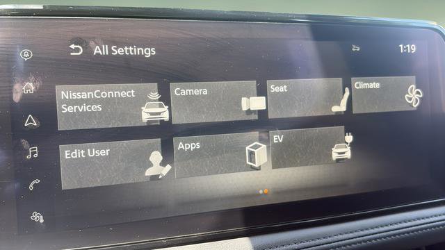 Used 2023 Nissan Ariya AWD image 26