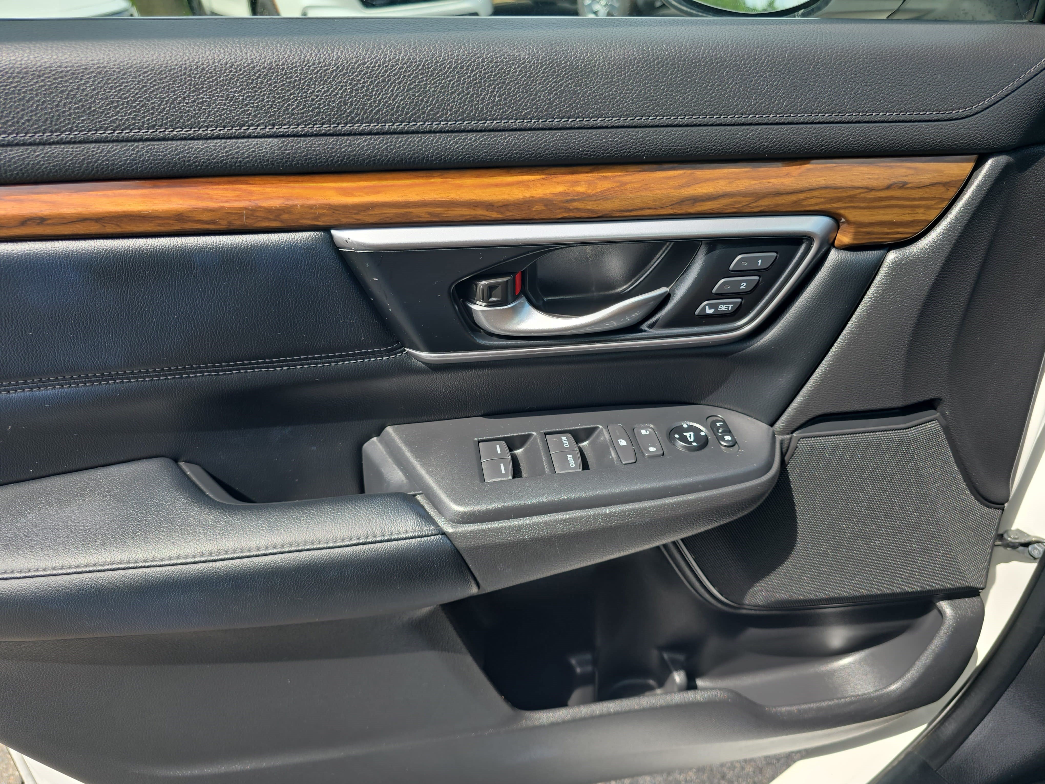 Used 2022 Honda CR-V EX-L image 25