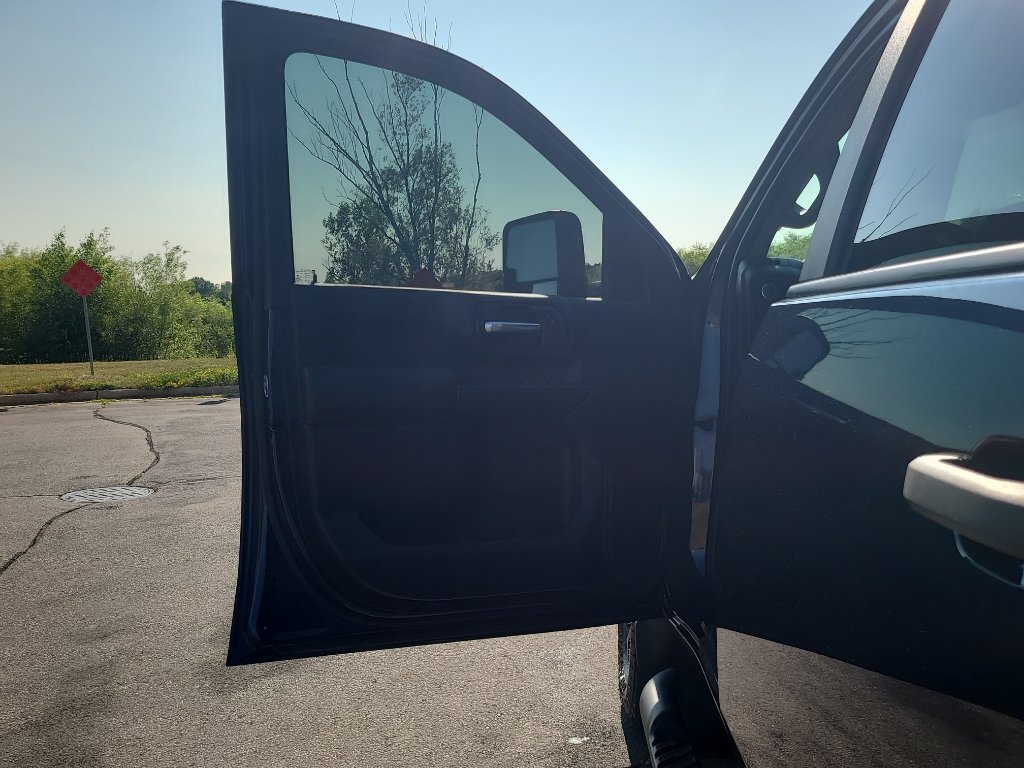 Used 2020 Chevrolet Silverado 2500 Custom w/ Gooseneck/5TH Wheel Package AWD/4WD image 10