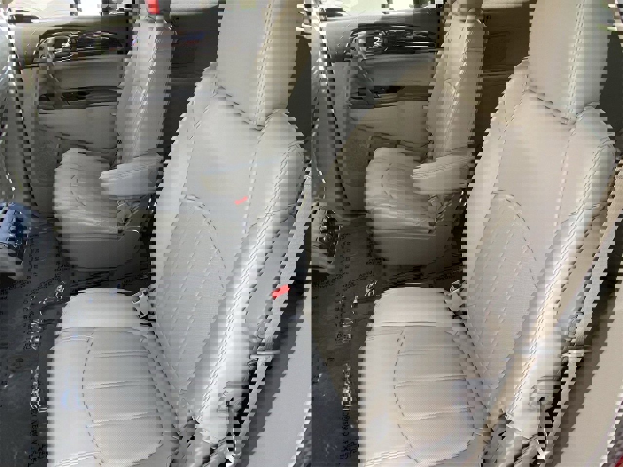 Used 2015 Buick Enclave Premium w/ Trailering Package image 18