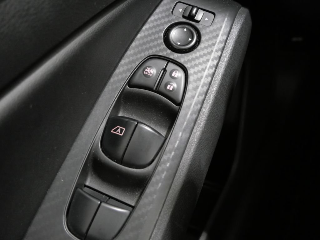 Used 2024 Nissan Altima 2.5 S FWD image 13