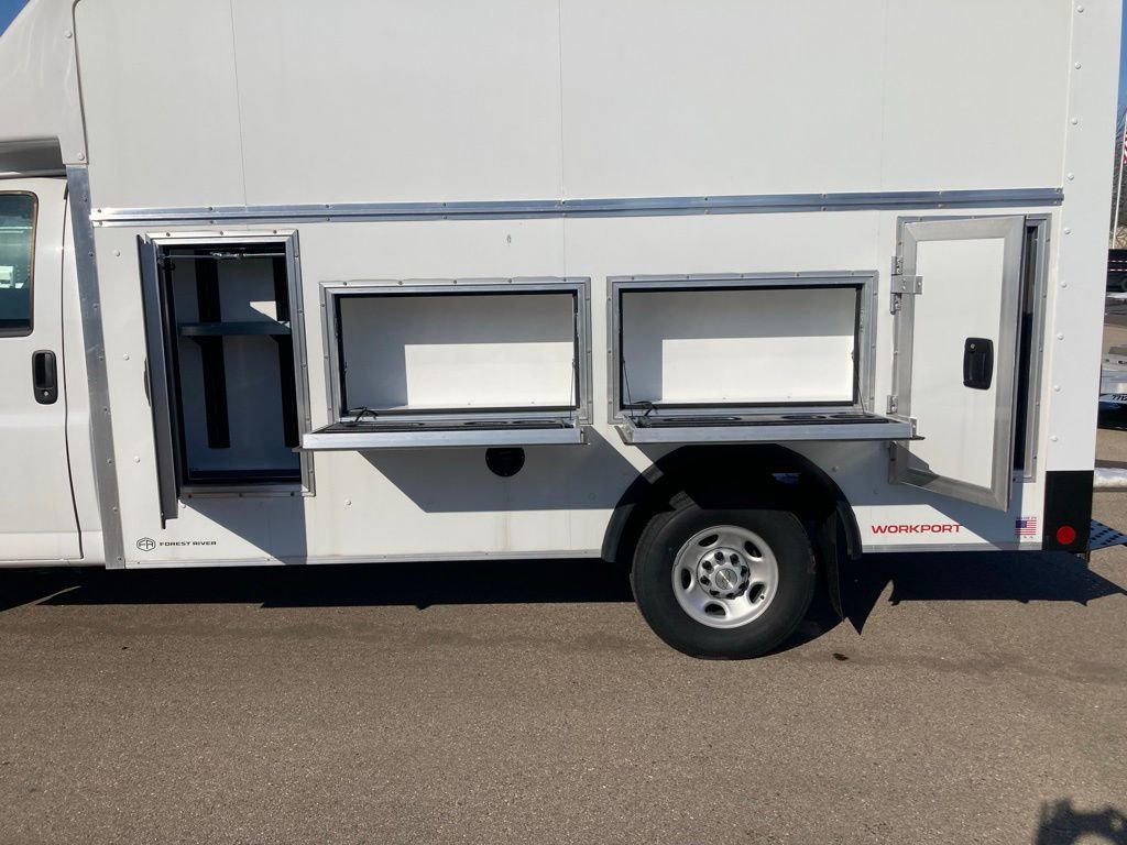 New 2025 Chevrolet Express 3500 w/ Power Convenience Package RWD image 10