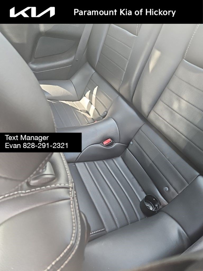Used 2013 Ford Mustang GT Premium w/ Comfort Pkg RWD image 9