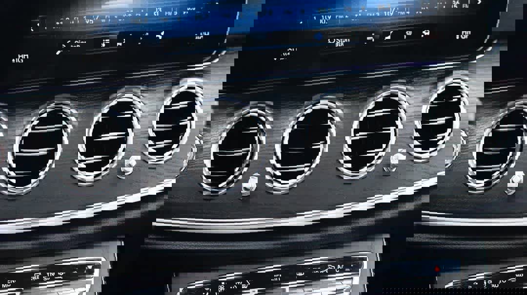 Certified 2023 Mercedes-Benz E 350 4MATIC Sedan image 23