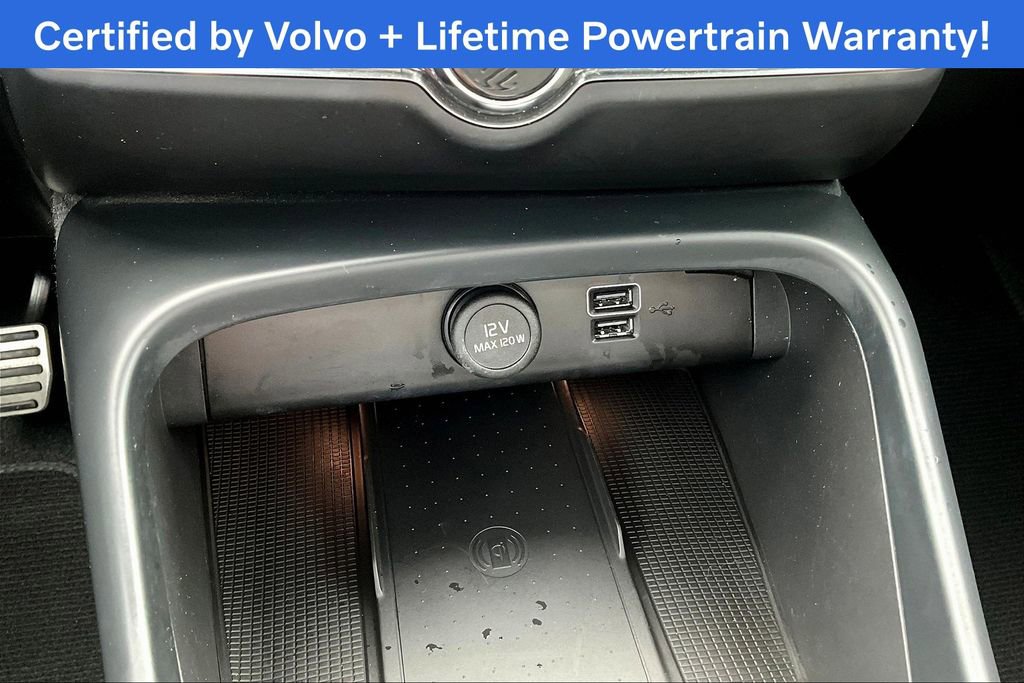 Used 2022 Volvo XC40 T5 R-Design image 32