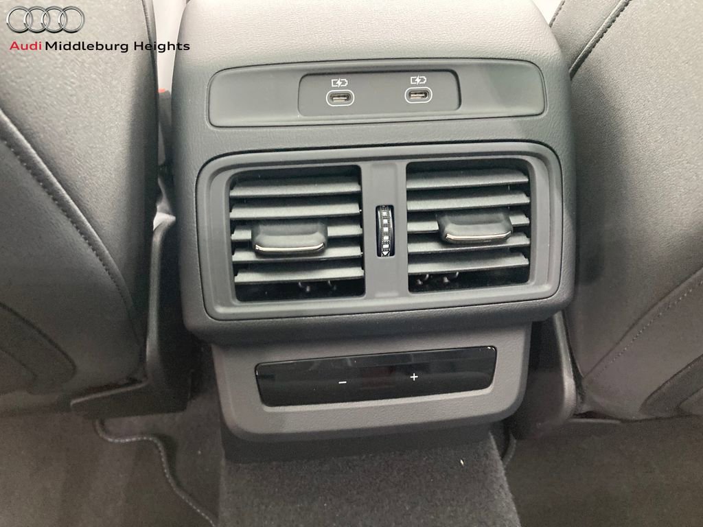 New 2025 Audi Q5 Premium Plus image 28