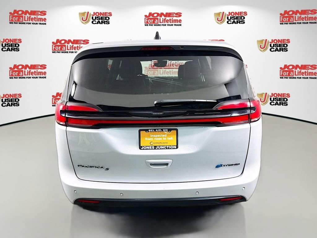 Used 2023 Chrysler Pacifica Touring-L w/ S Appearance Package image 15