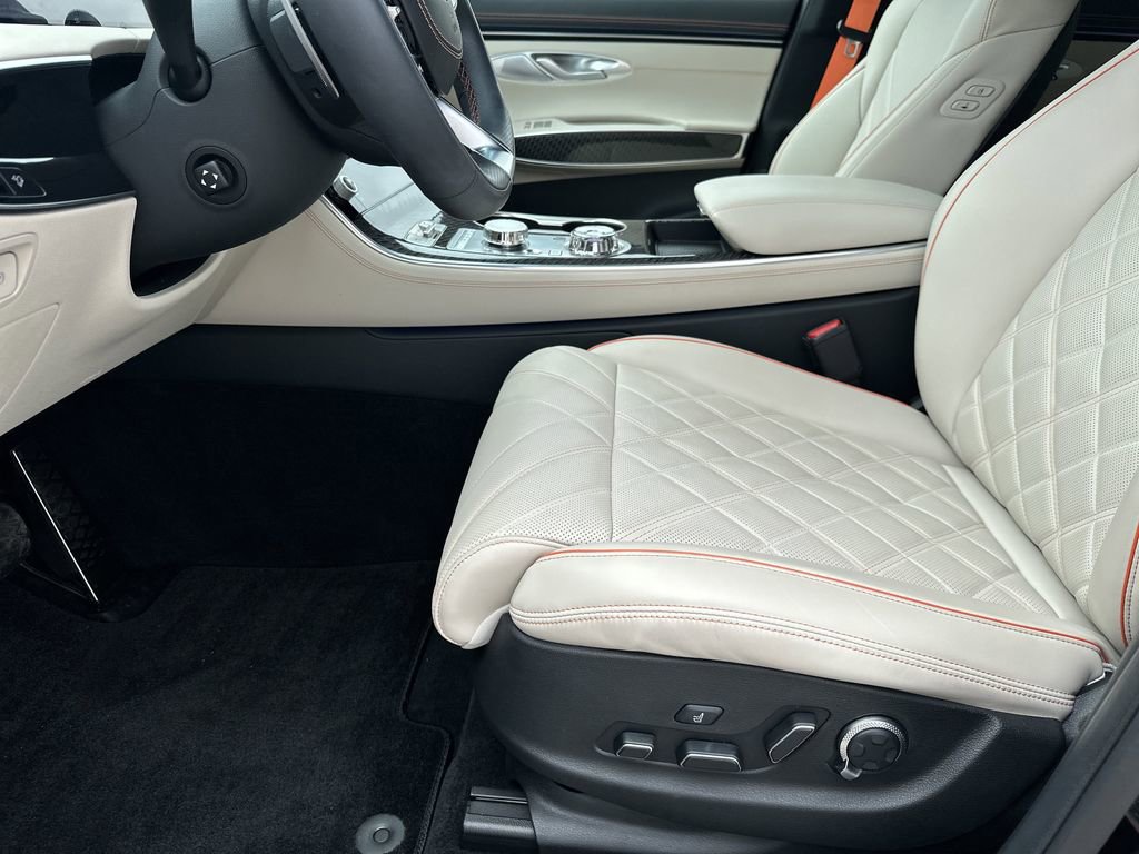 Used 2026 Genesis GV70 3.5T Sport Prestige image 14