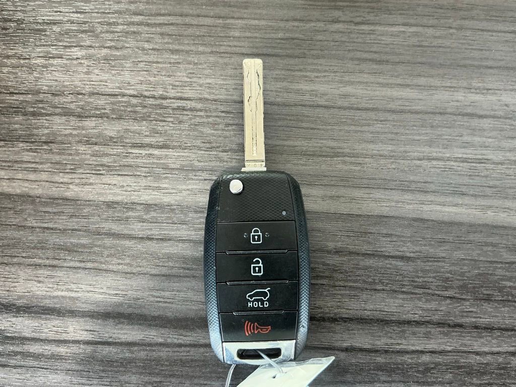 Used 2018 Kia Soul + image 35