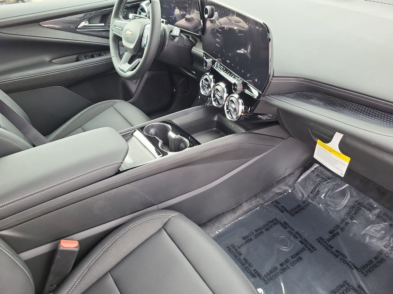 Used 2026 Chevrolet Blazer EV LT w/ LPO, Blackout Package image 32