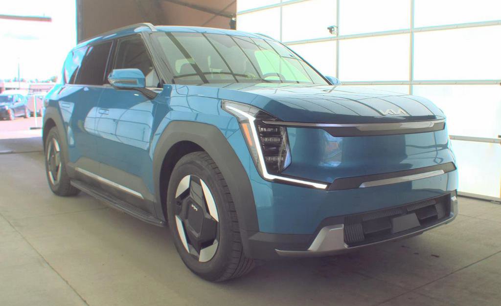Certified 2024 Kia EV9 Wind