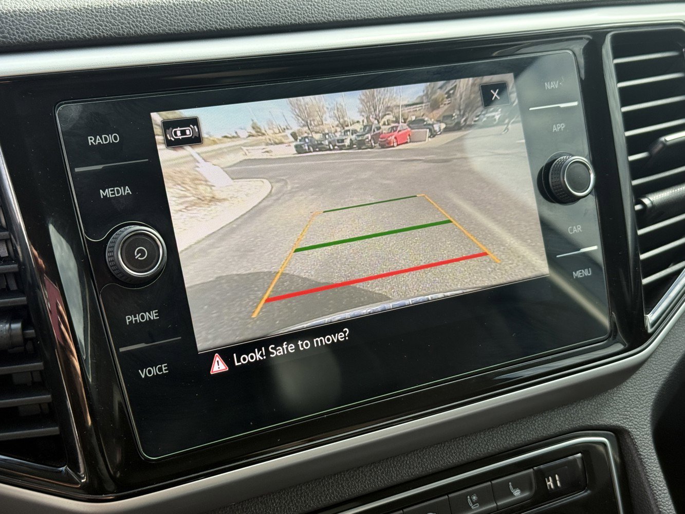 Used 2023 Volkswagen Atlas SEL Premium image 14