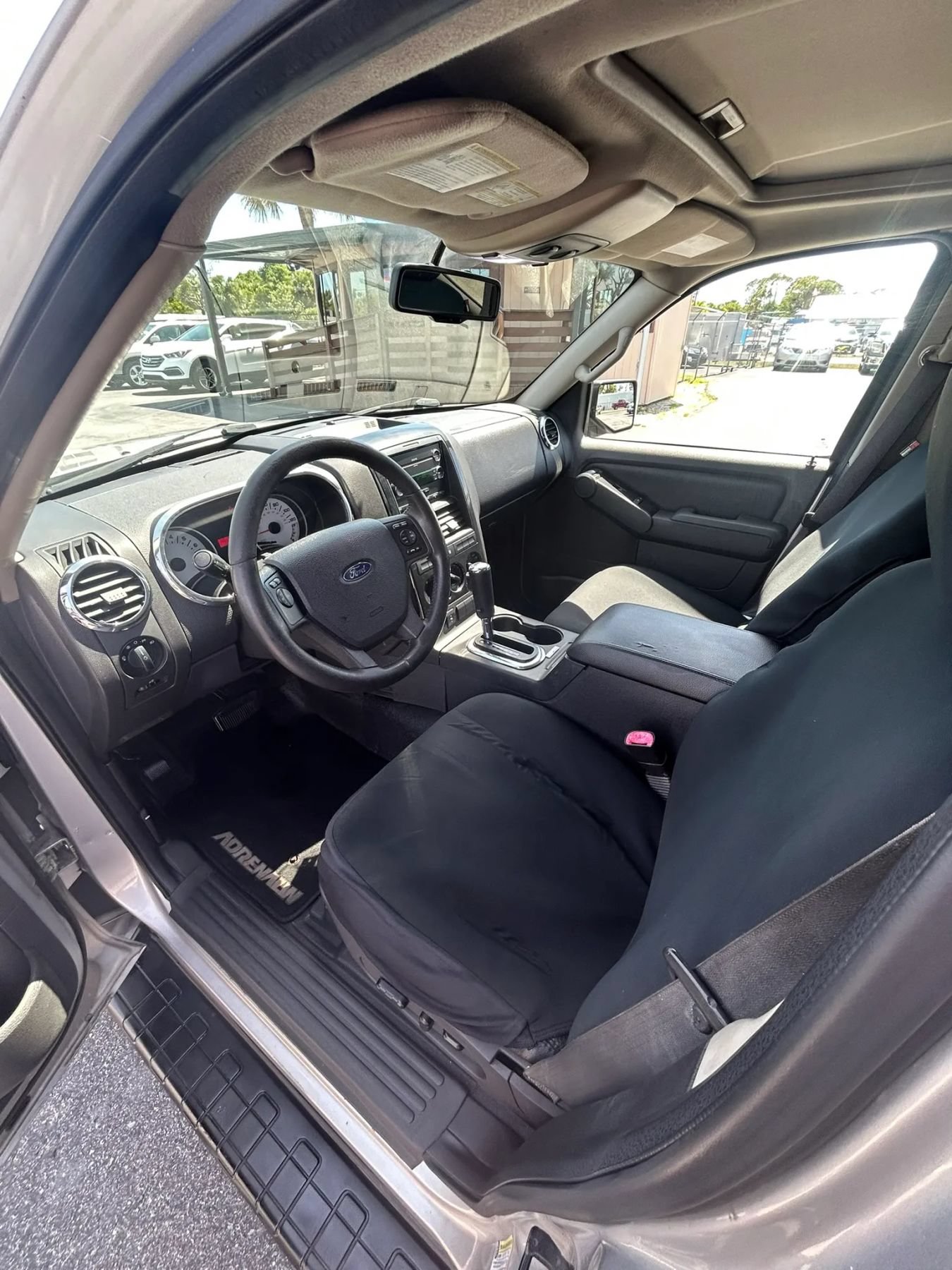 Used 2008 Ford Explorer Sport Trac Limited RWD image 16