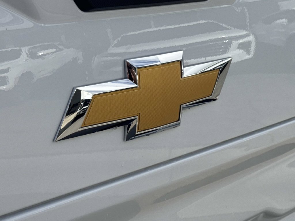 Used 2024 Chevrolet Silverado 1500 Custom RWD image 6