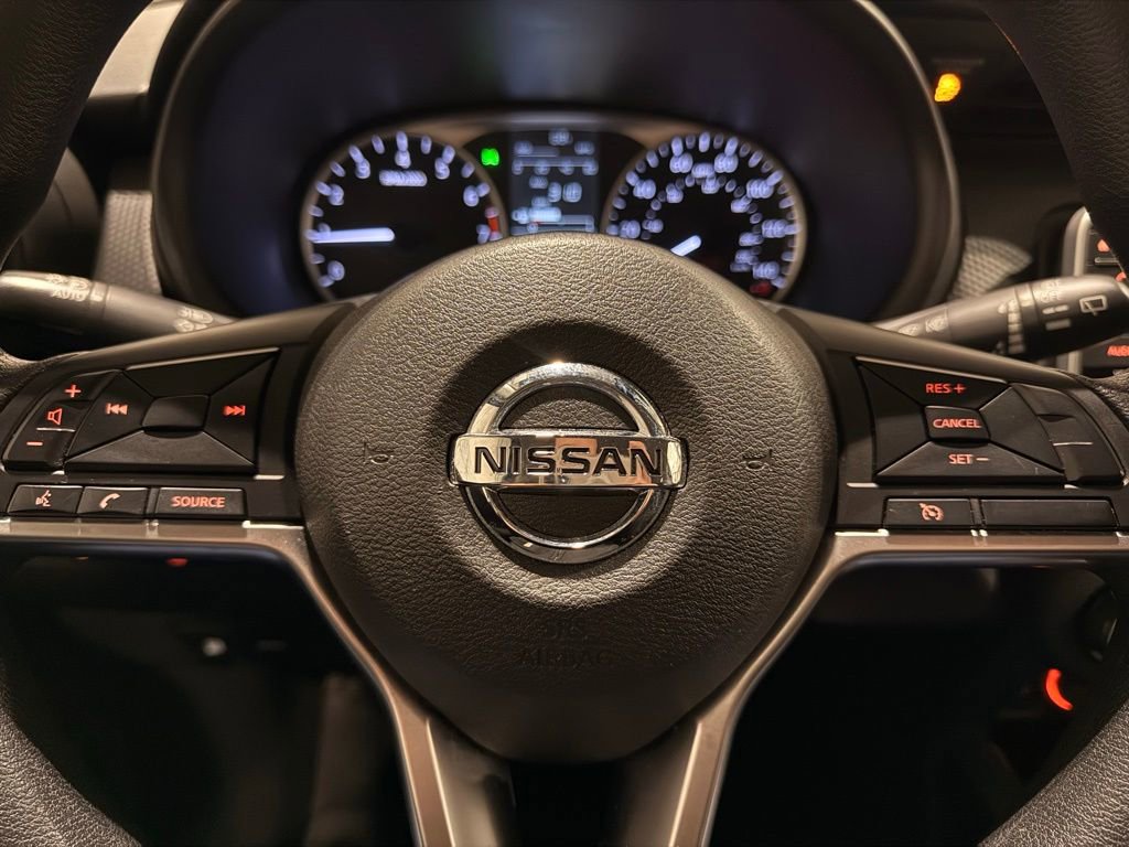 Used 2021 Nissan Kicks S image 13