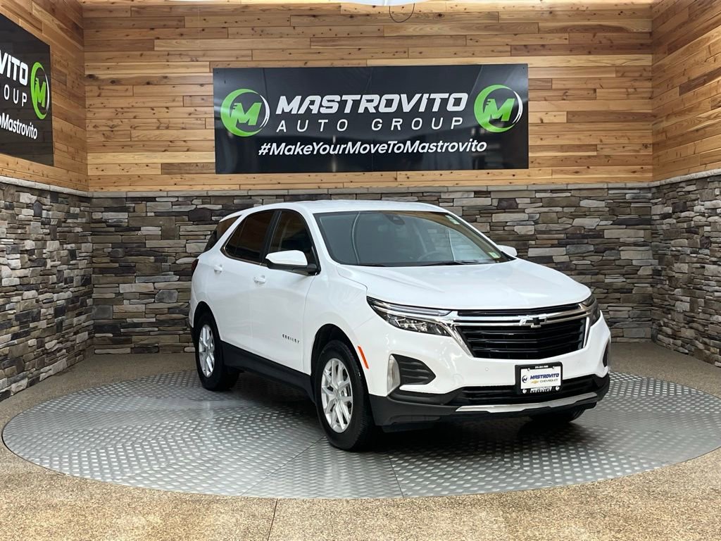 Used 2023 Chevrolet Equinox LT AWD/4WD image 2