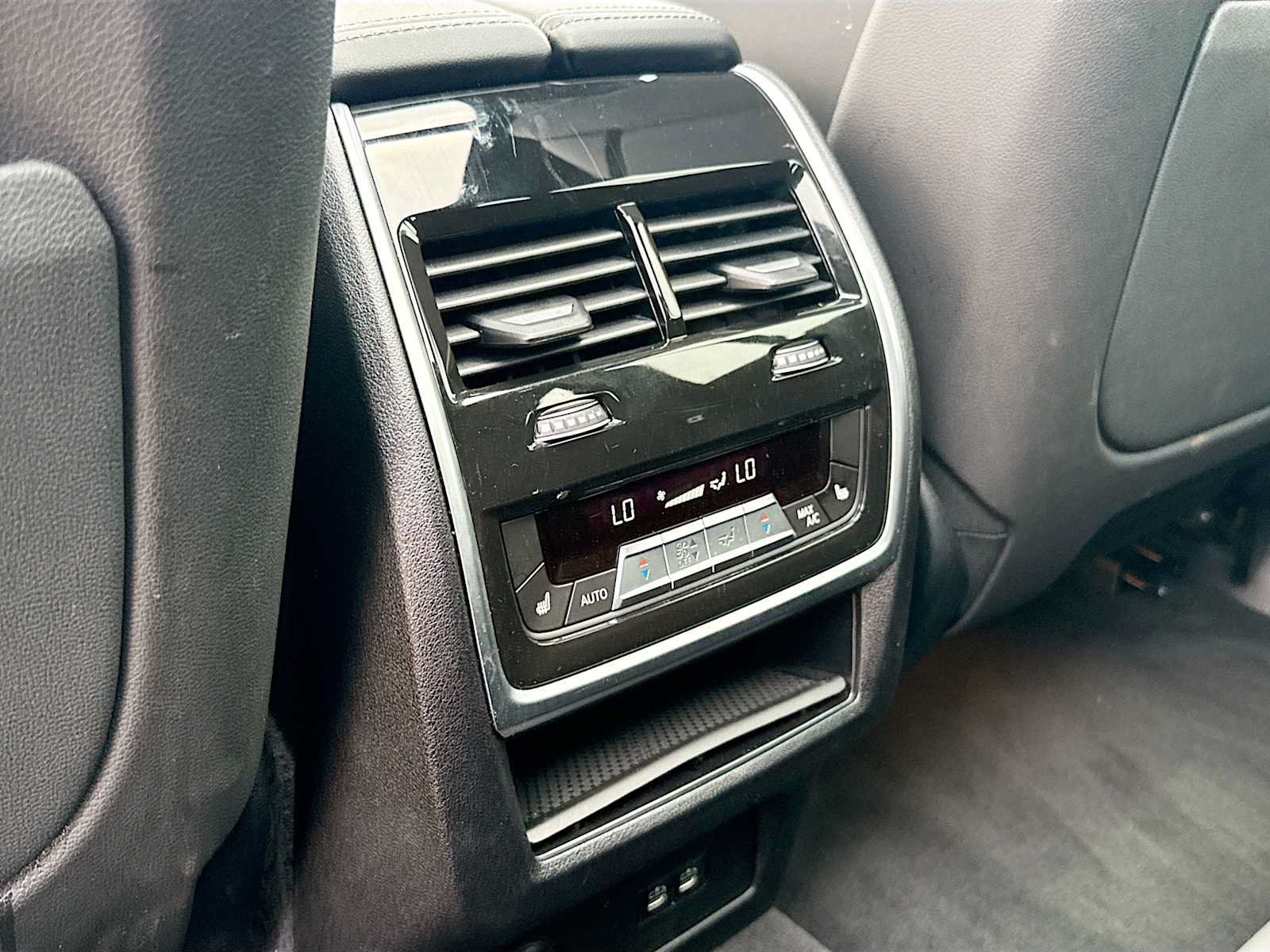 Used 2026 BMW X5 M60i AWD/4WD image 19