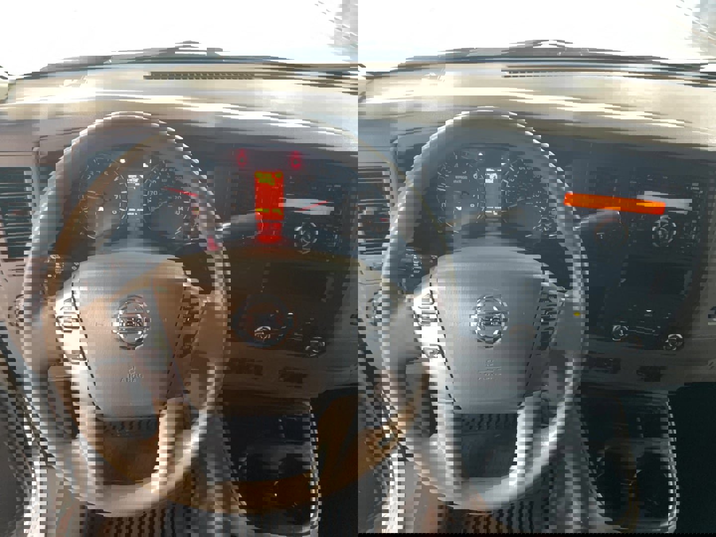 Used 2013 Nissan NV 2500 SV image 24