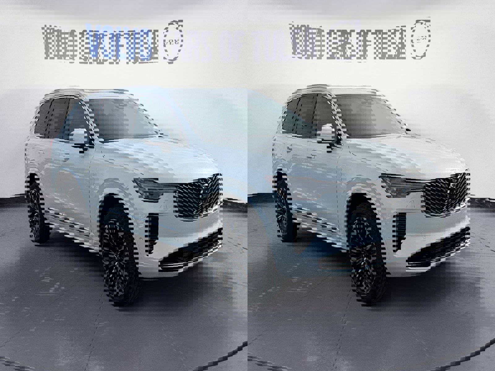 New 2026 Volvo XC90 B5 Plus w/ Protection Package Premier image 7