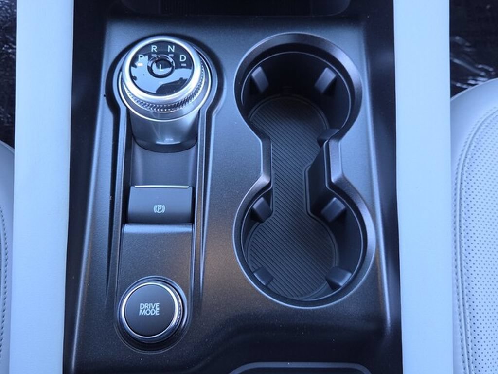 New 2027 Ford Explorer Platinum w/ 3.0L Ultimate Package RWD image 19