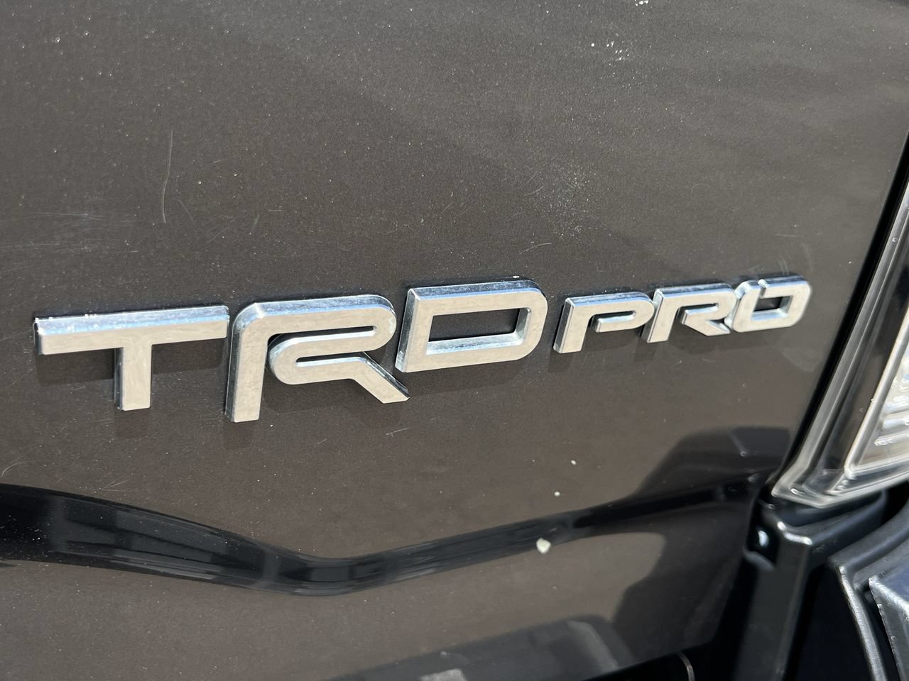 Used 2022 Toyota Tacoma TRD Pro AWD/4WD image 5
