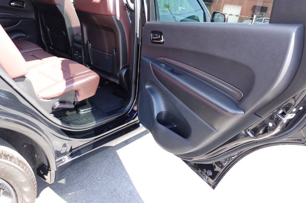 Used 2024 Dodge Durango R/T w/ Blacktop Package AWD/4WD image 32
