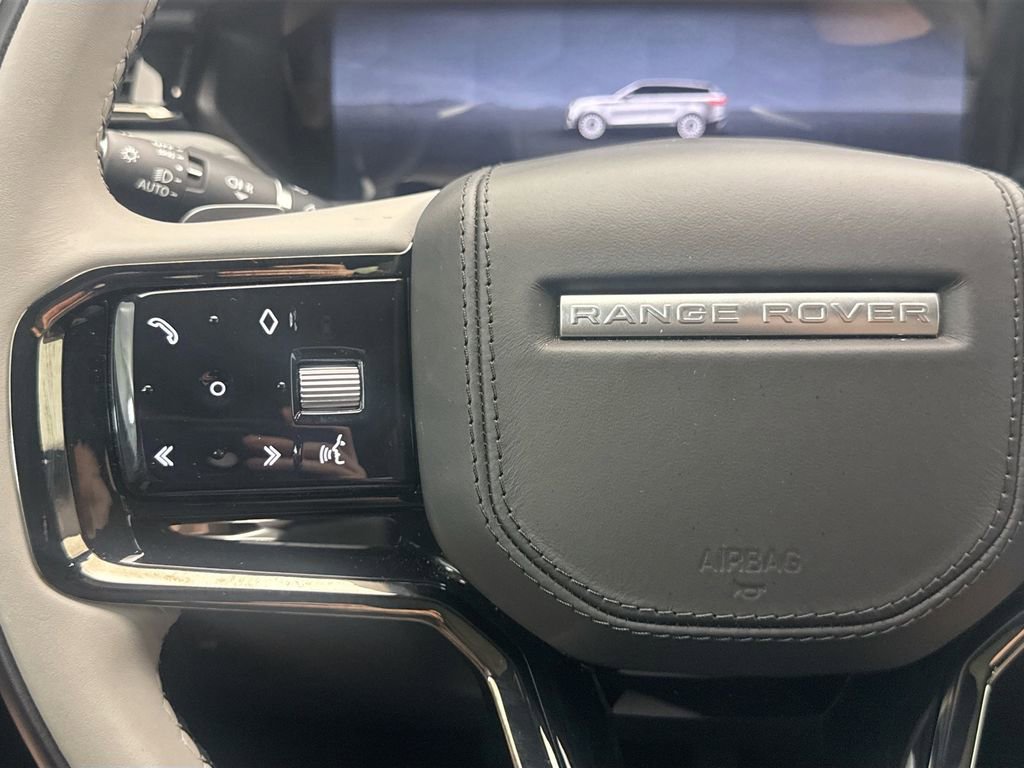 Used 2026 Land Rover Range Rover Velar S AWD/4WD image 11
