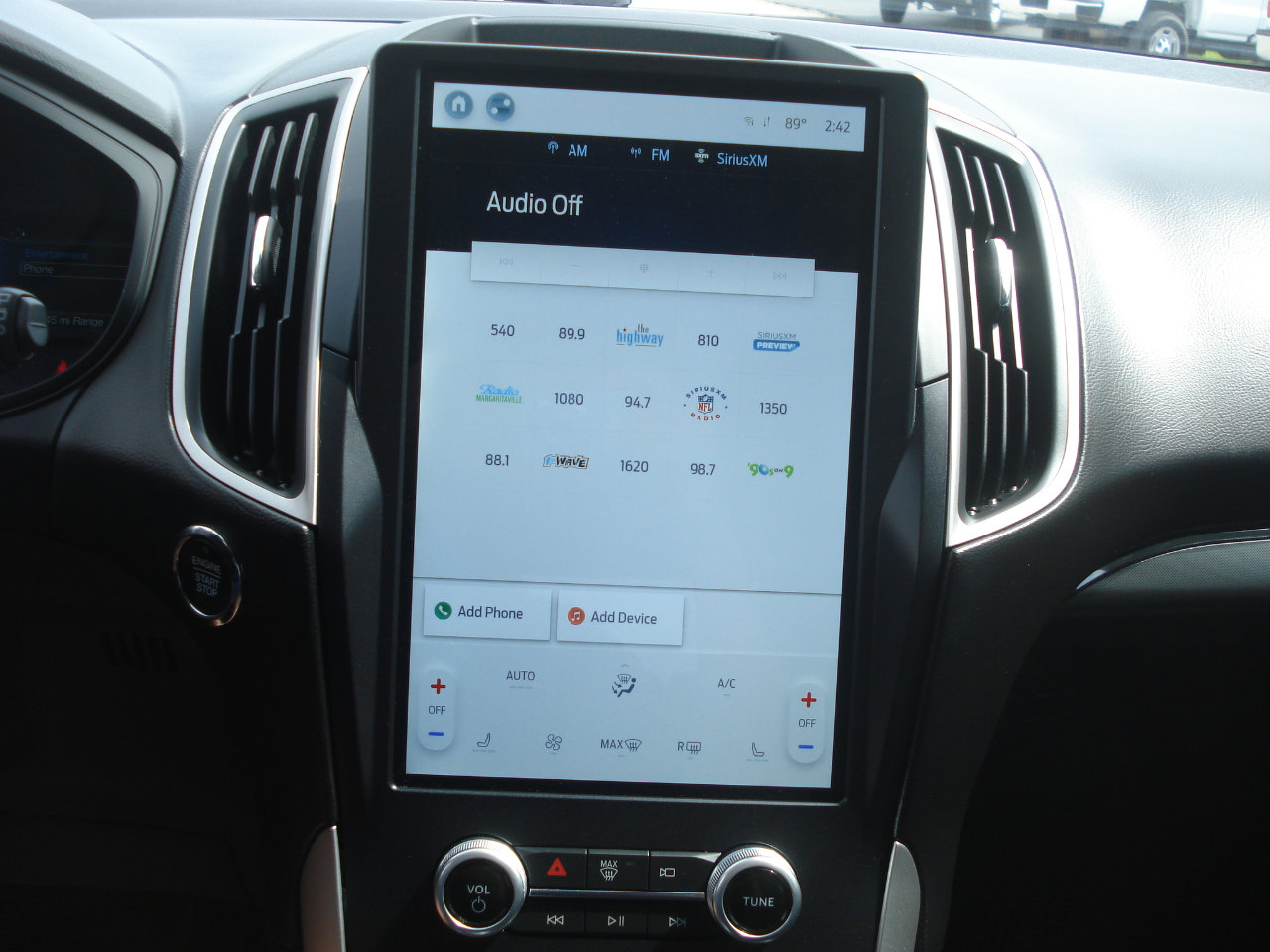 Used 2022 Ford Edge SEL w/ Cargo Accessory Package image 27