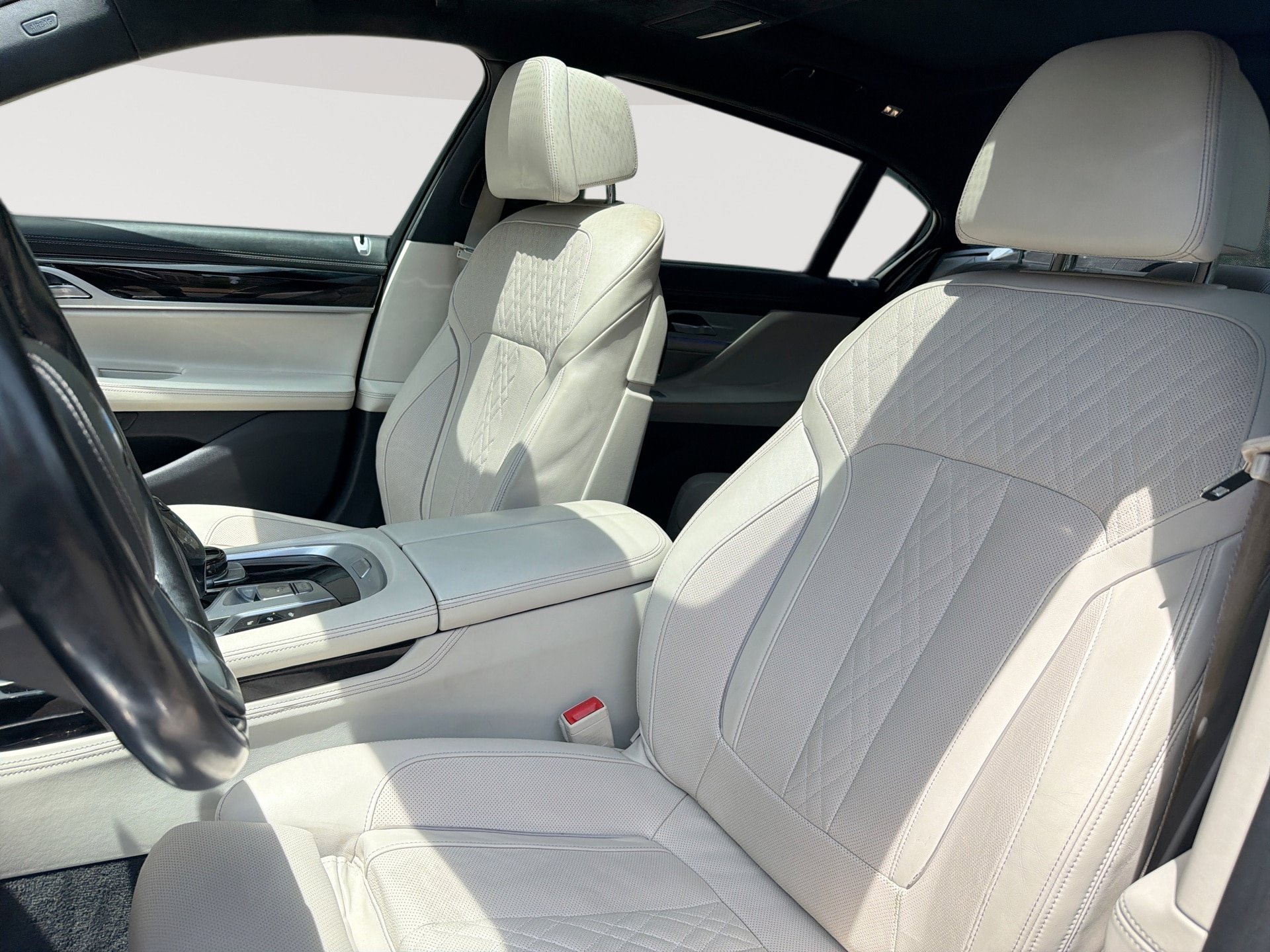 Used 2018 BMW 750i RWD image 13