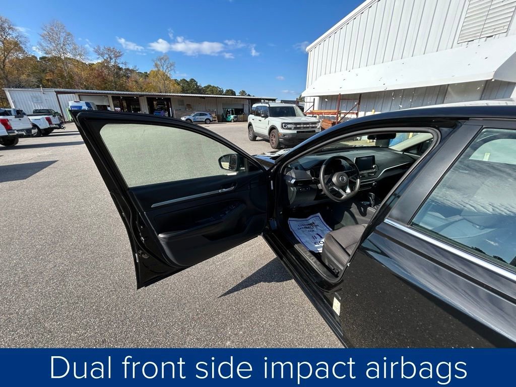 Used 2022 Nissan Altima 2.5 SV image 26