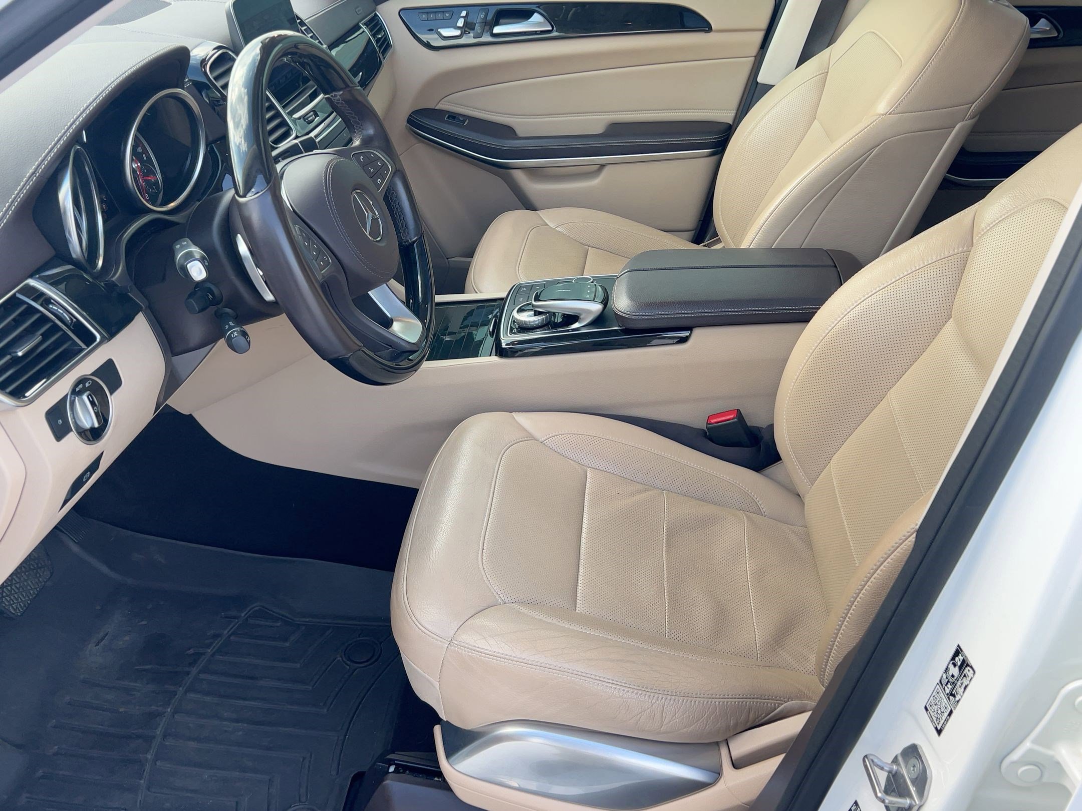 Used 2019 Mercedes-Benz GLS 550 4MATIC w/ Driver Assistance Package image 5