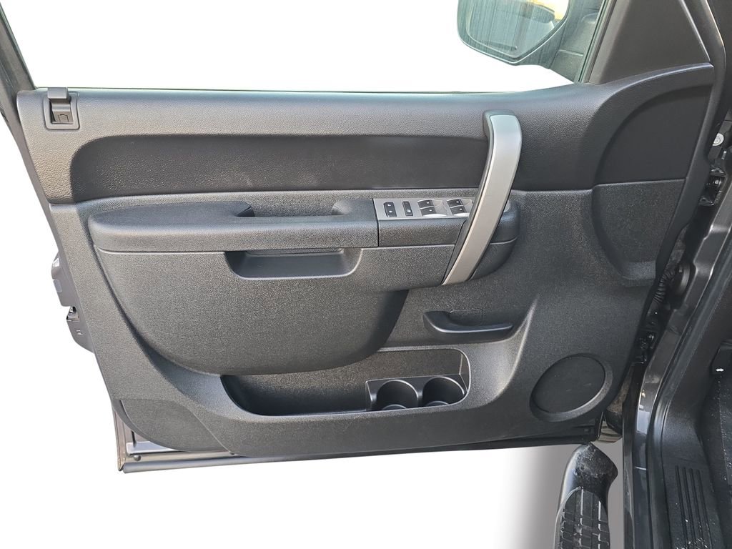 Used 2010 Chevrolet Silverado 1500 LT w/ Power Pack Plus image 23