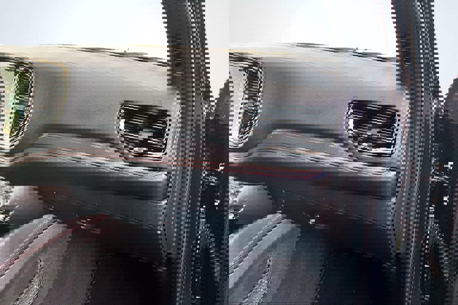 Used 2025 Dodge Durango R/T image 24