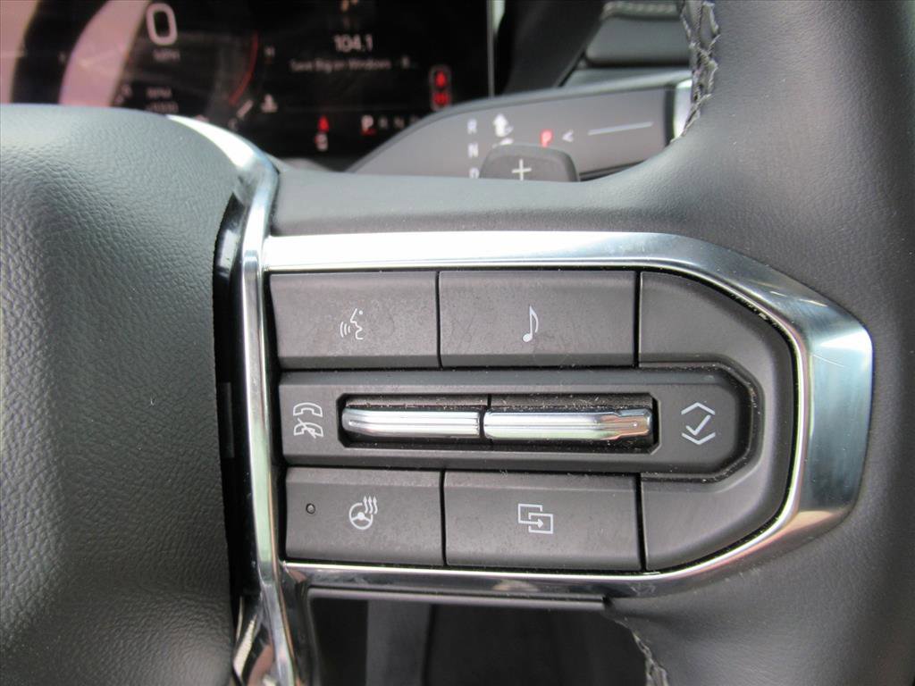 Used 2025 GMC Acadia Elevation image 24