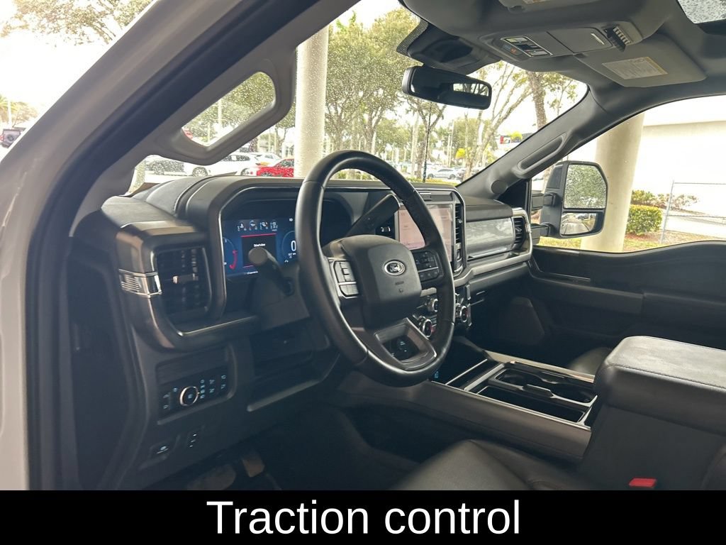 Used 2025 Ford F350 Lariat AWD/4WD image 7