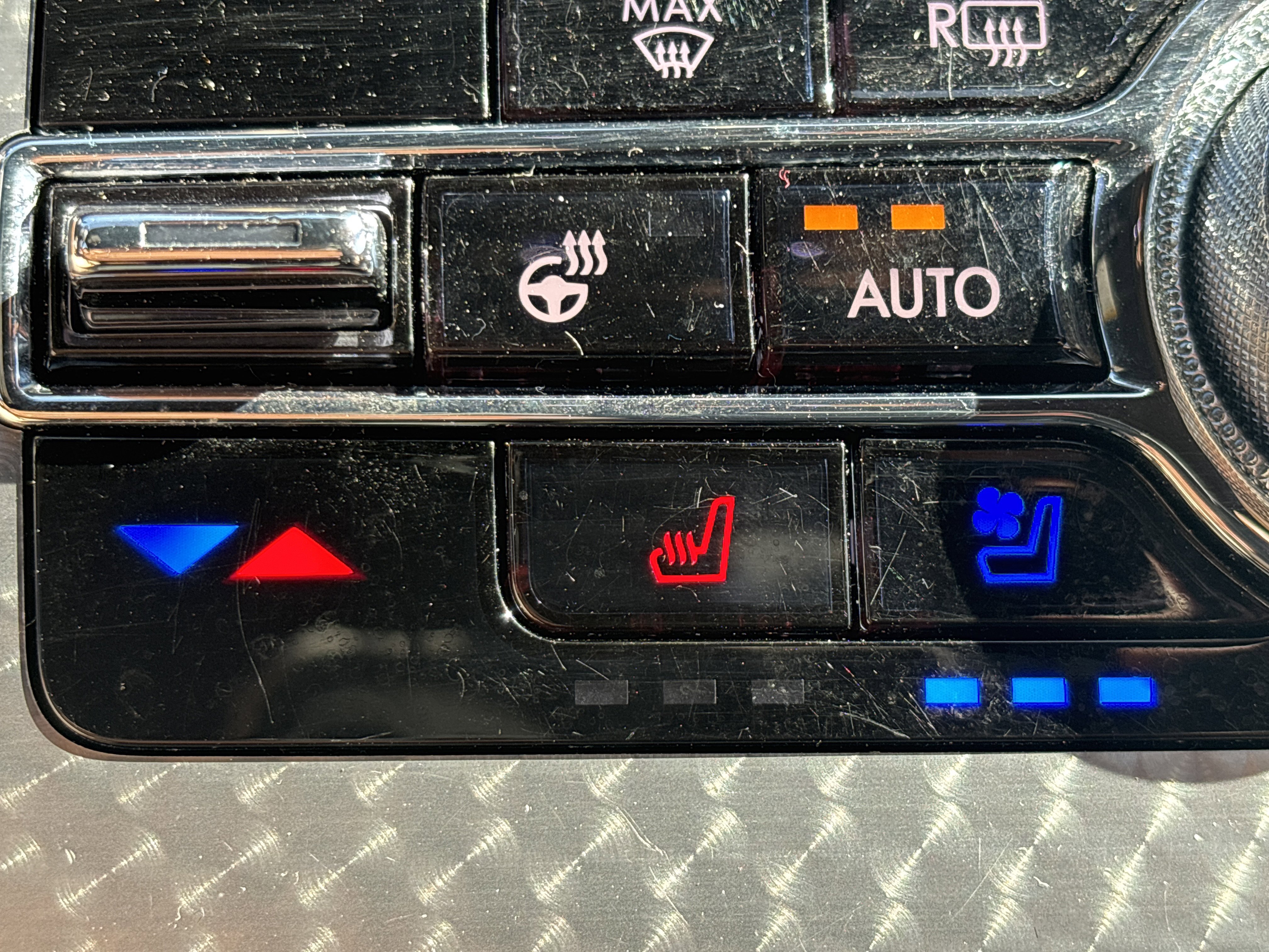 Used 2023 Lincoln Aviator Black Label w/ Dynamic Handling Package AWD/4WD image 30