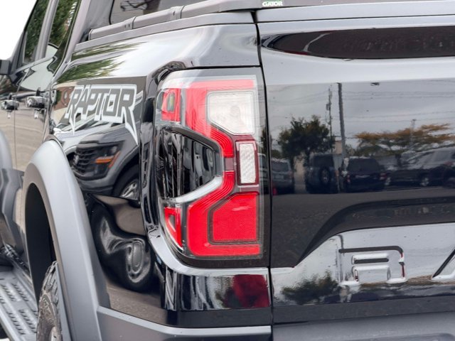 Used 2025 Ford Ranger Raptor AWD/4WD image 12