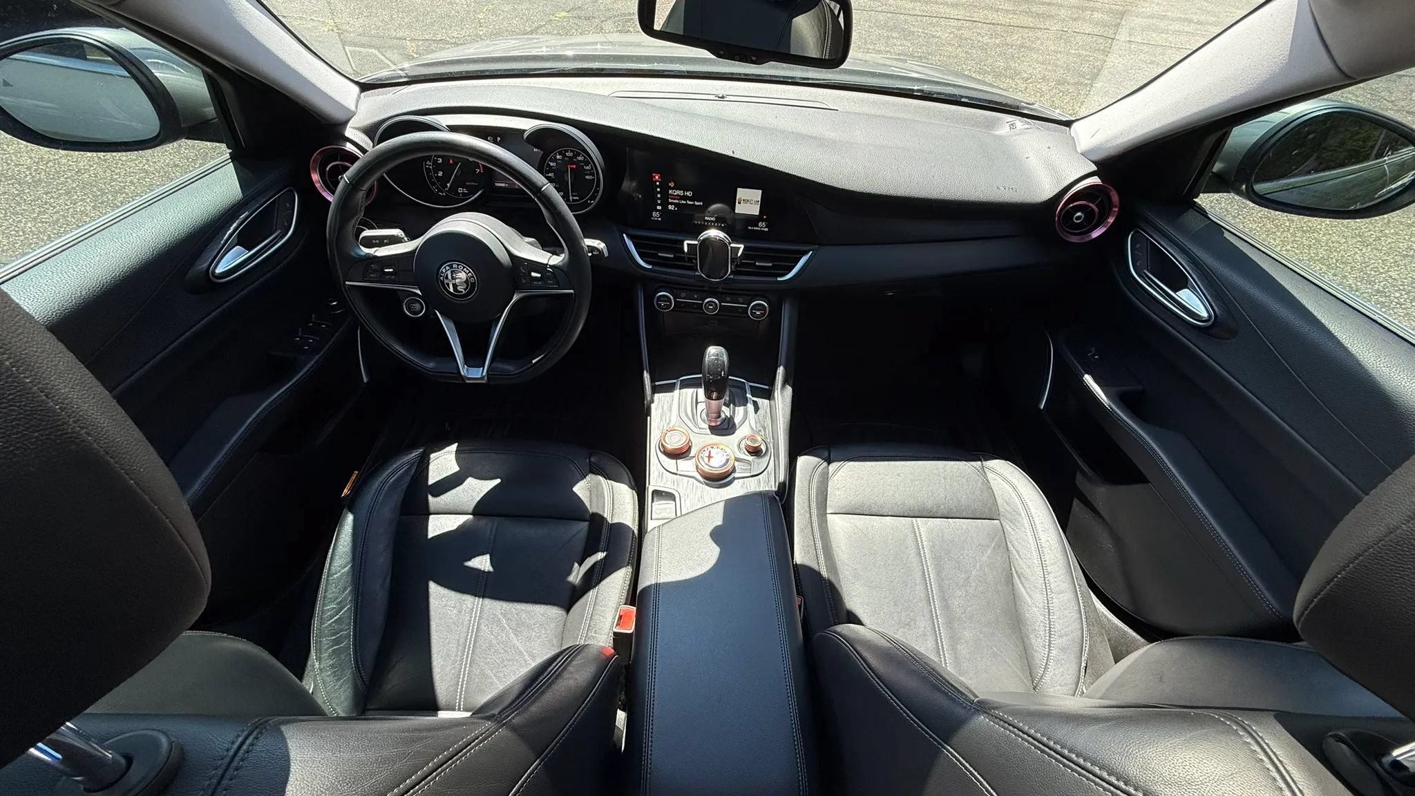Used 2018 Alfa Romeo Giulia AWD image 27
