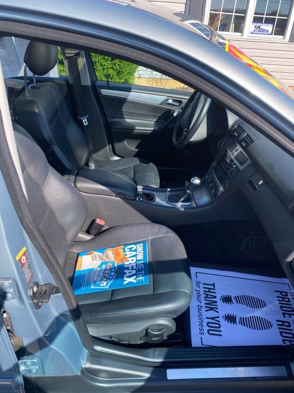 Used 2005 Mercedes-Benz C 230 Sedan image 12