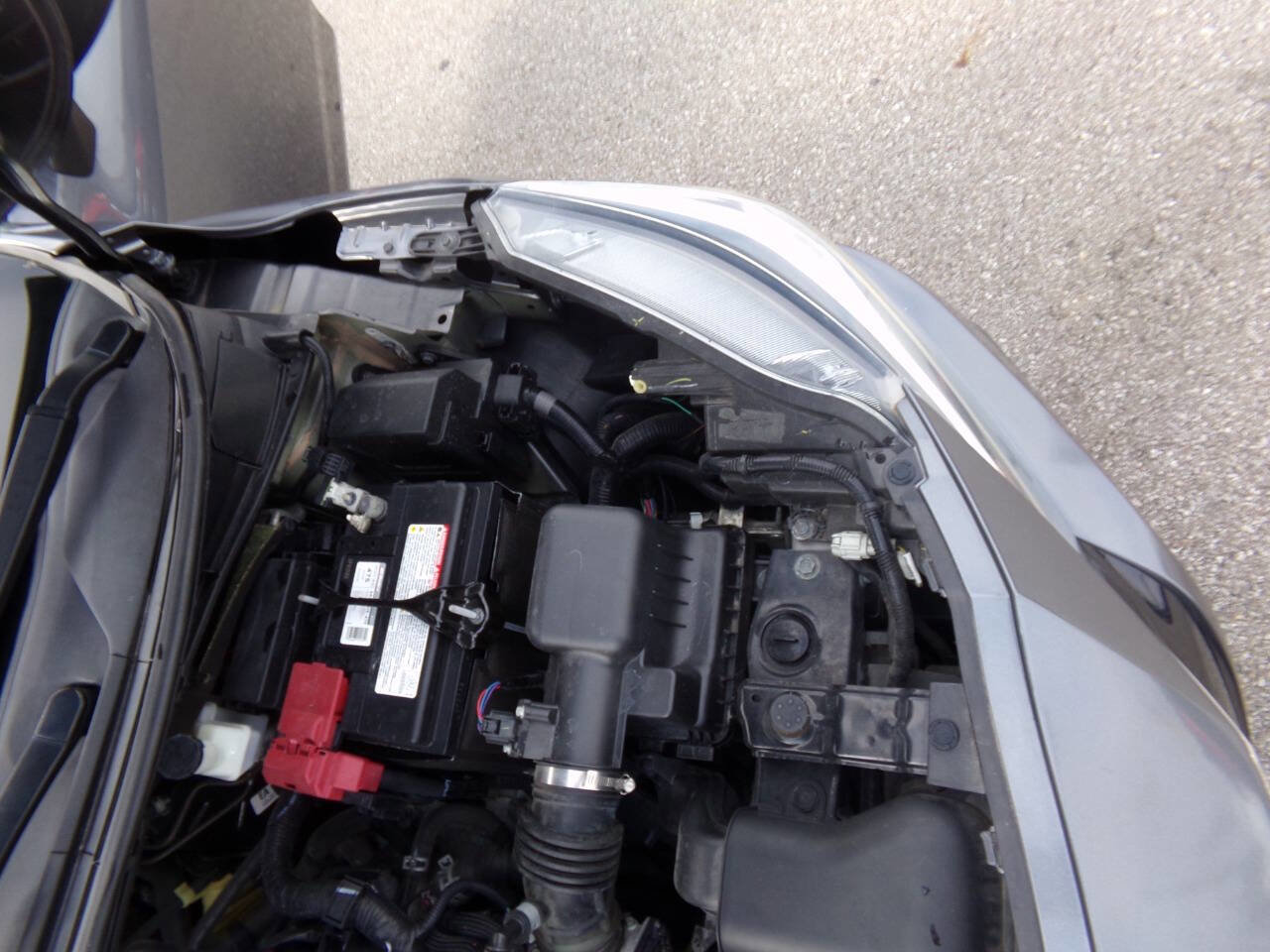 Used 2020 Nissan Versa S image 38