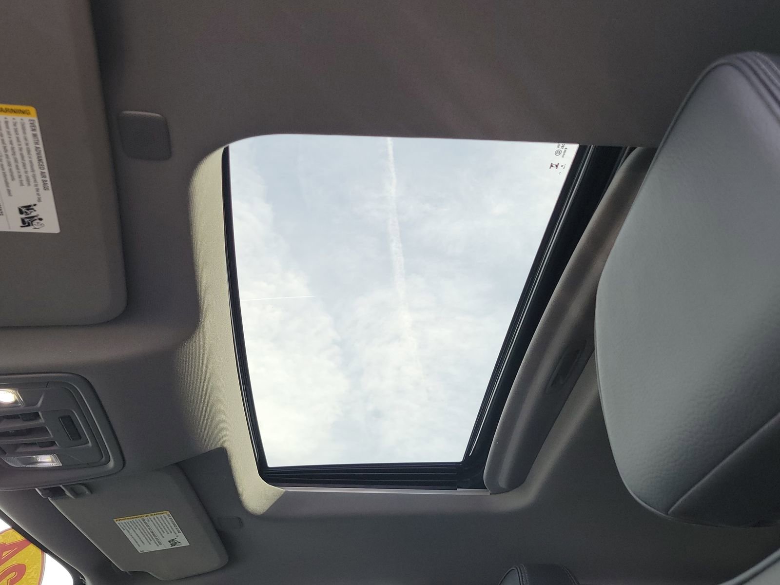 Used 2024 GMC Sierra 1500 Denali w/ Technology Package image 16