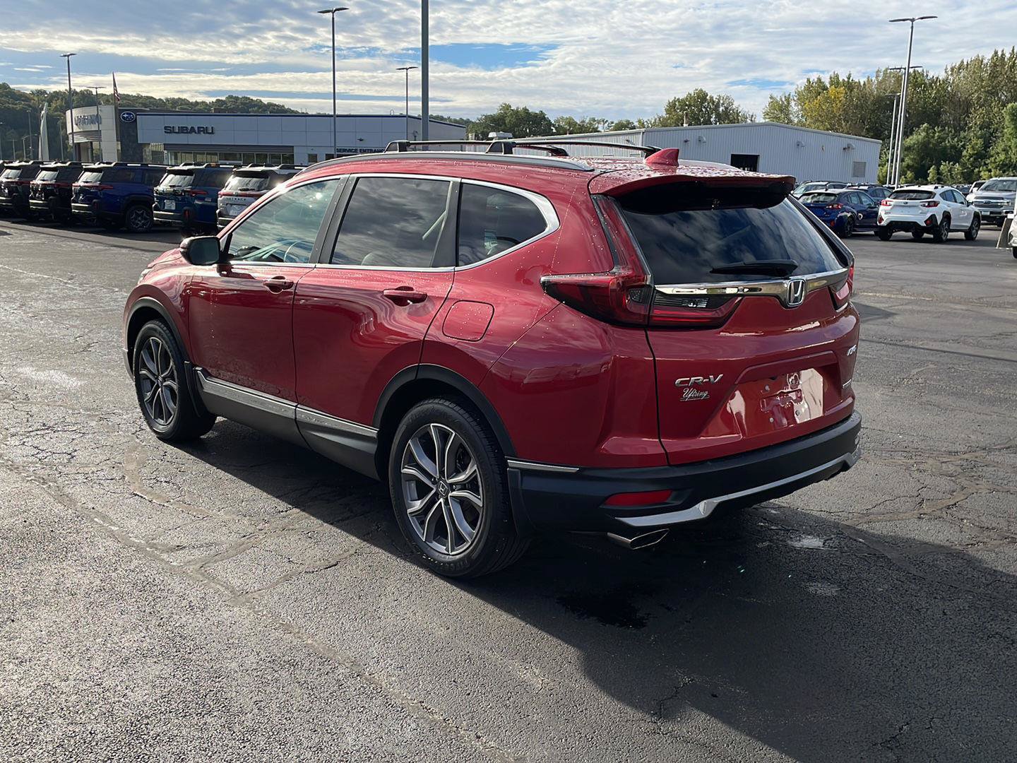 Used 2020 Honda CR-V Touring image 3