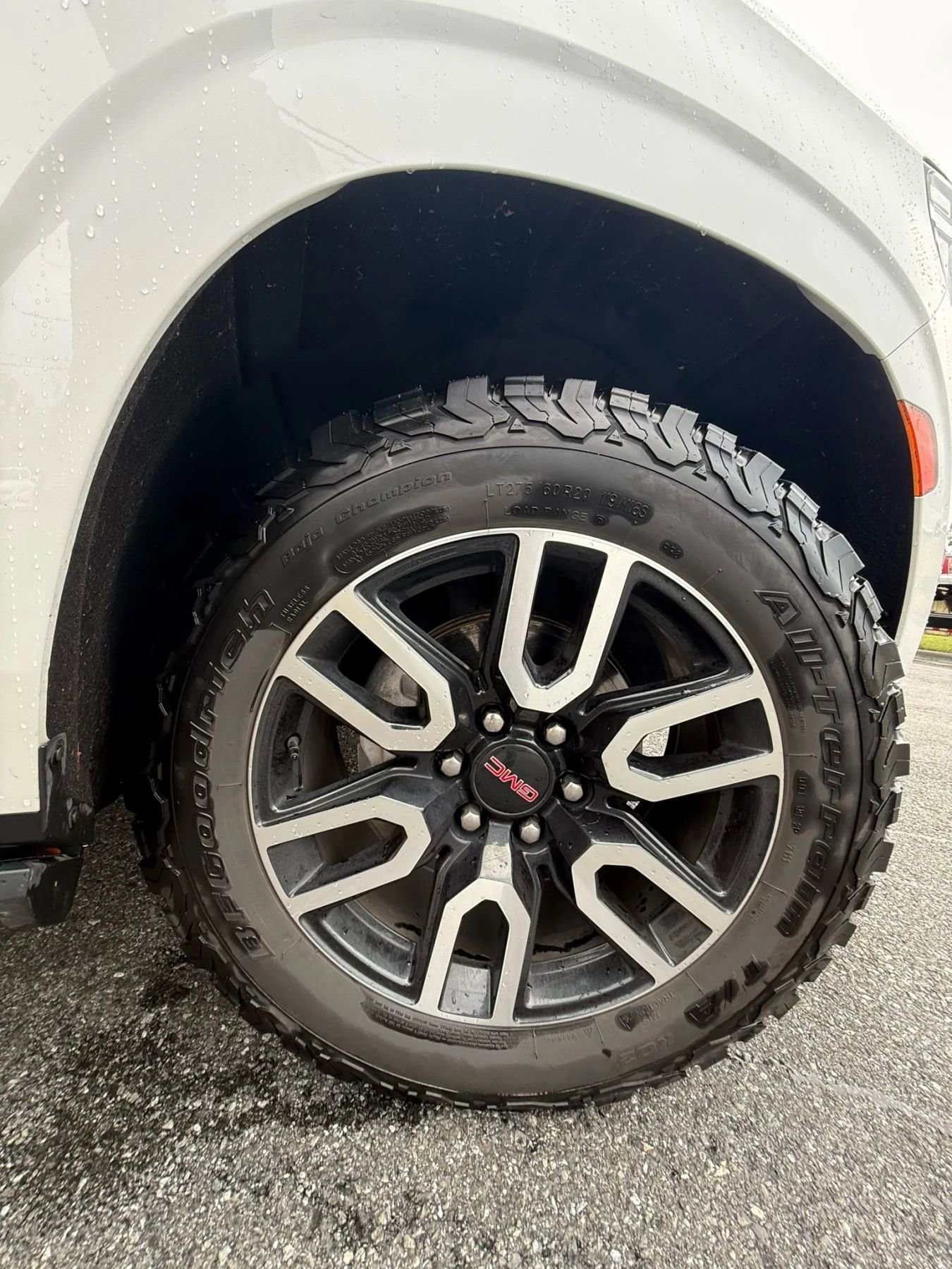 Used 2021 GMC Yukon AT4 w/ AT4 Premium Package image 19