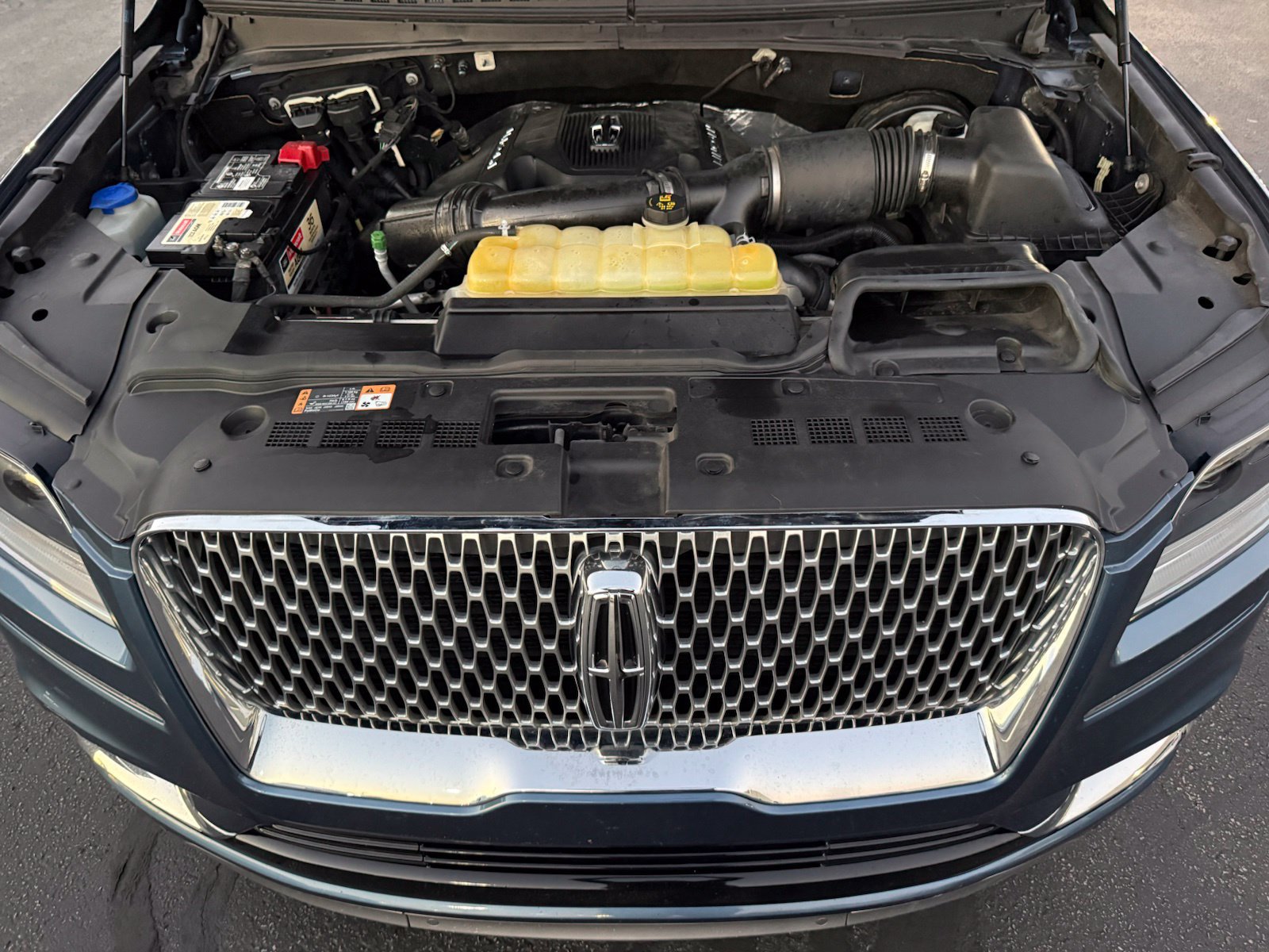 Used 2018 Lincoln Navigator Select RWD image 45