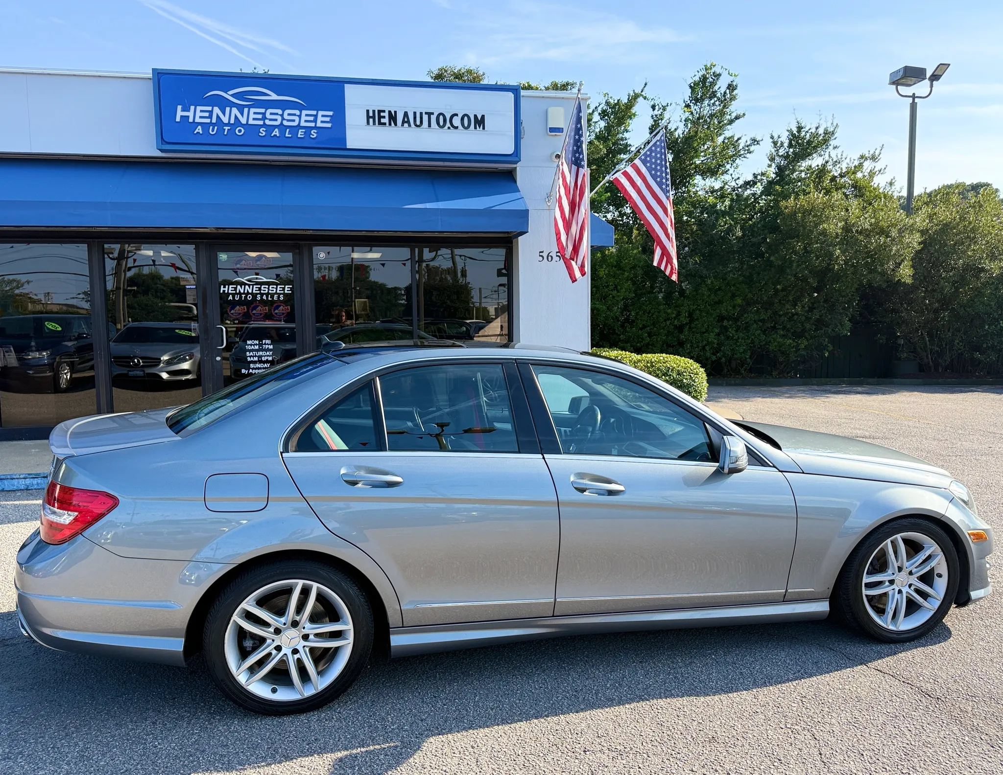 Used 2013 Mercedes-Benz C 300 4MATIC Sedan w/ Multimedia Pkg image 12